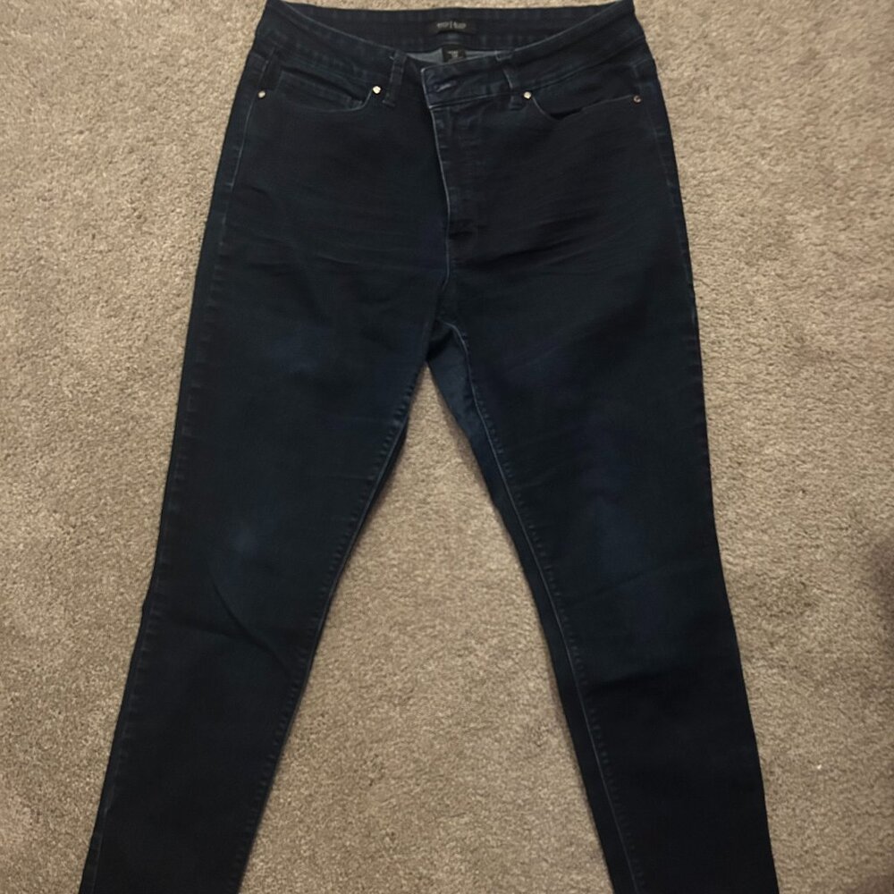 White House Black Market Skinny Jeans